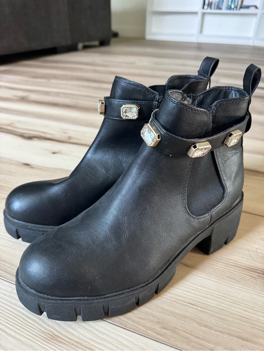 Black Jewel-Trim Chunky Ankle Booties Size 10